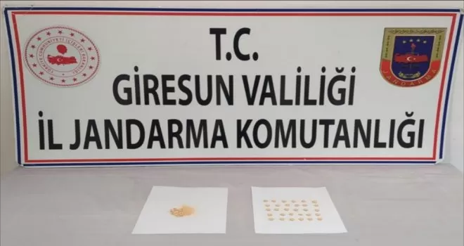 Giresun’da uyuşturucu satıcısı üzerinde 39 hap ile yakalandı
