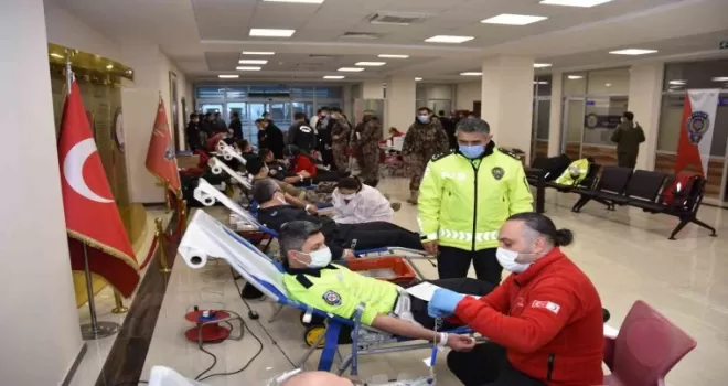 Giresun Emniyet Müdürlüğünden kan bağışı
