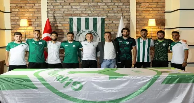 Giresunspor 8 futbolcuyla sözleşme imzaladı
