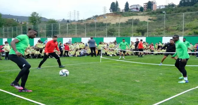 Giresunspor’a antrenmanda sevgi seli
