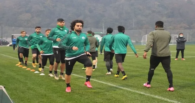 Giresunspor, Çotanak Spor Kompleksi’nde ilk antrenmanını yaptı
