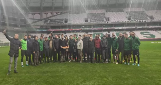 Giresunspor’da Champness antrenmana çıktı