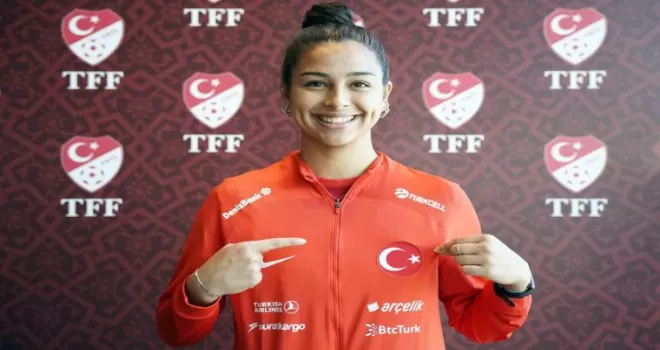 Göknur Güleryüz: “Kendi bayrağım altında oynamak her zaman hayalimdi“
