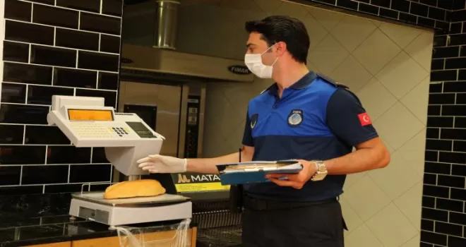 Gölbaşı Belediyesi zabıta ekiplerinden virüs mesaisi
