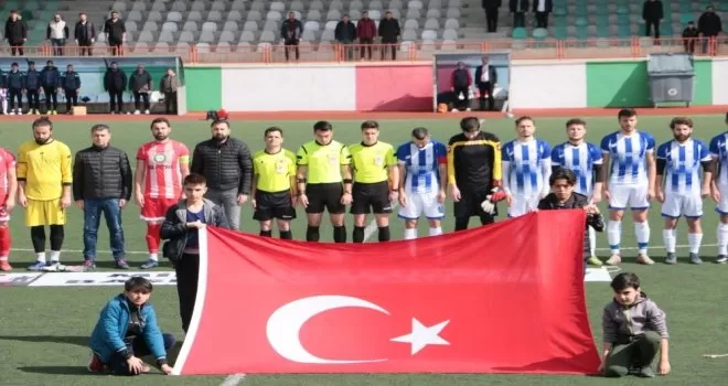 Gölbaşı Belediyespor yerini koruyor
