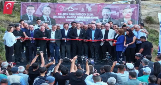 Gördes–Sındırgı yolunda birlikle gelen hizmet