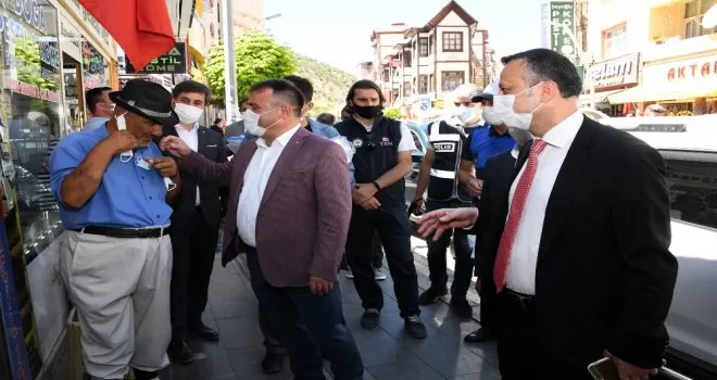 Gümüşhane’de geniş kapsamlı koronavirüs denetimi yapıldı
