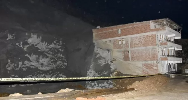 Gümüşhane’de inşaat alanında göçük
