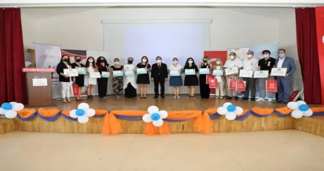 Güngören’de öğretmenler uluslararası ödül aldı
