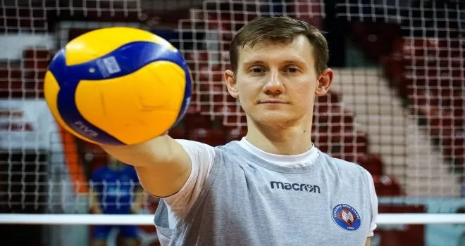 Halkbank smaçörü Dmitrii Bahov: “Tokat’a galibiyet parolasıyla gideceğiz“
