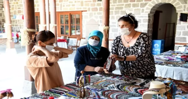 Hamamönü El Ürünleri Pazarı açıldı
