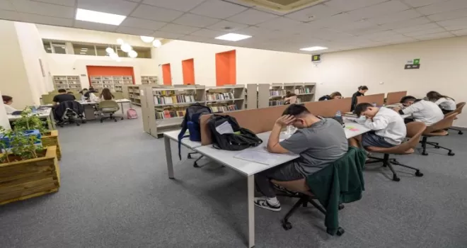 Hasan Ali Yücel Kütüphanesi İzmirlilerin yeni uğrak noktası oldu