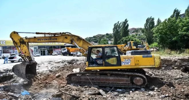 Havaalanı yolunda yıllardır beklenen proje hayata geçiyor
