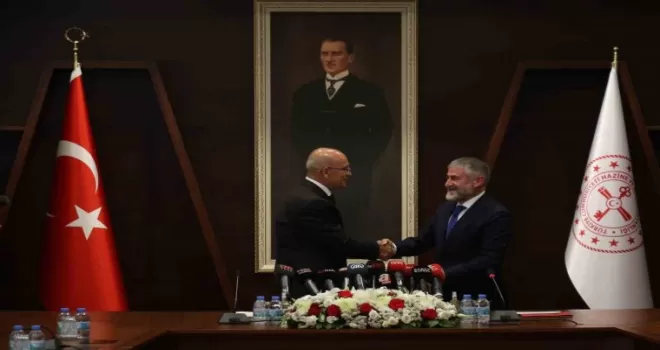 Hazine ve Maliye Bakanlığında devir teslim töreni
