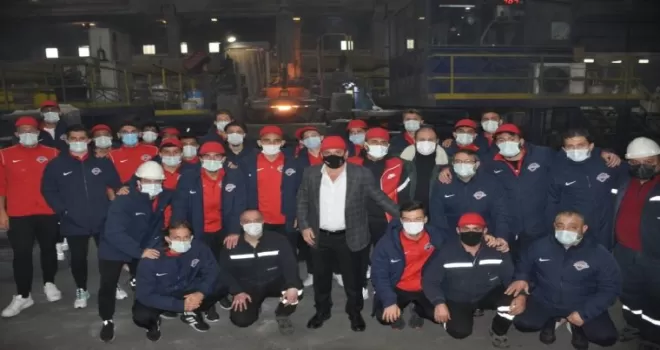 Hekimoğlu Trabzon FK, Hekimoğlu Döküm Fabrikası’nı gezdi
