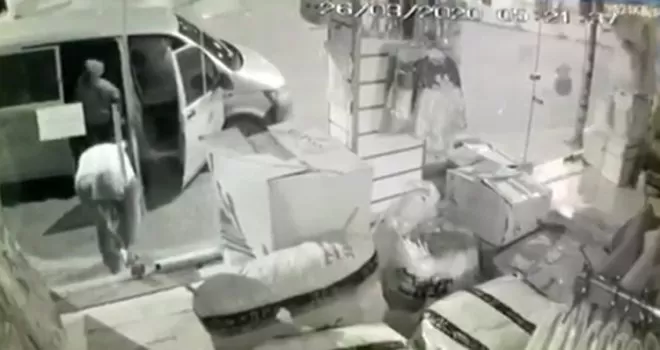 Hırsızlık teşebbüsü kamerada
