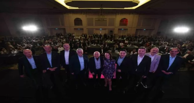 Holding çalışanları “yeniliğe doğru” toplandı
