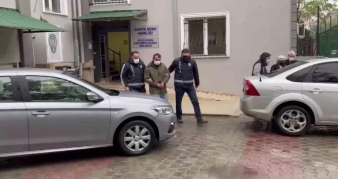 Hurda hırsızları yakayı ele verdi
