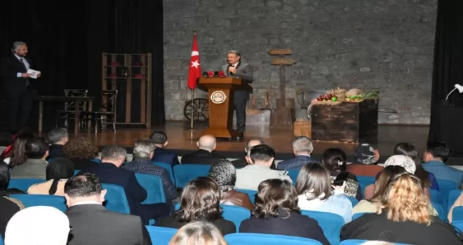 Hüseyin Kazaz Kültür Merkezi Muhacirlik oyunu ile açıldı