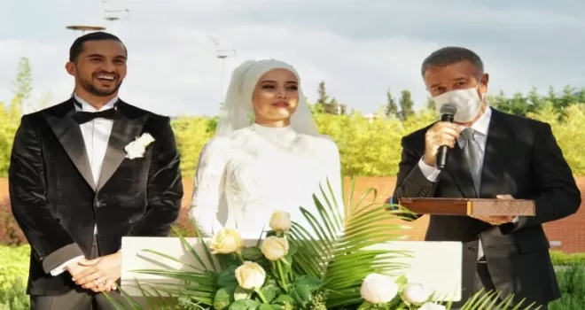 Hüseyin Türkmen dünya evine girdi
