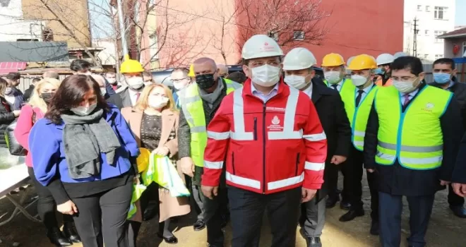 İBB Başkanı Ekrem İmamoğlu Ataşehir’de incelemelerde bulundu
