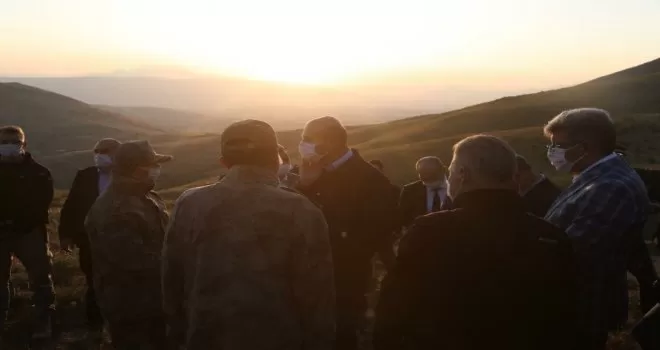 İçişleri Bakanı Soylu kaza yerinde incelemelerde bulundu
