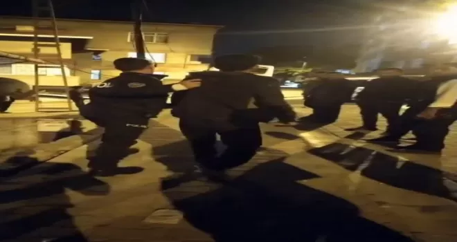 İhbara gelen polis 14 kaçak göçmeni yakaladı

