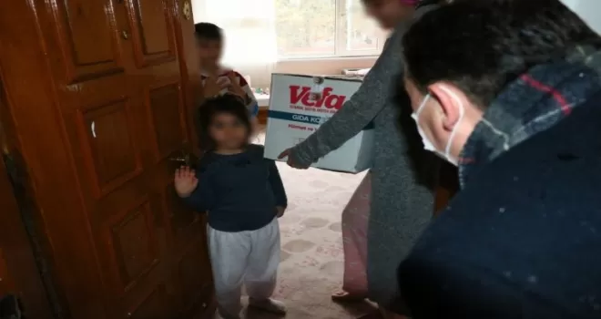 İhtiyaç sahiplerine yardım devam ediyor