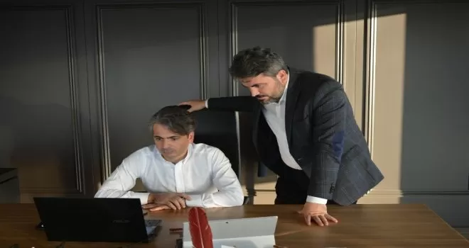 İki kardeş yeni yatırım planları yapıyor
