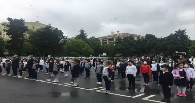İlkokullar ve anaokullarında yüz yüze eğitim başladı
