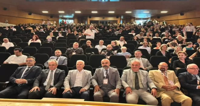 ISNITE 2025 Bursa’da başladı... Öğretmen eğitimine yeni yaklaşımlar ele alnıyor