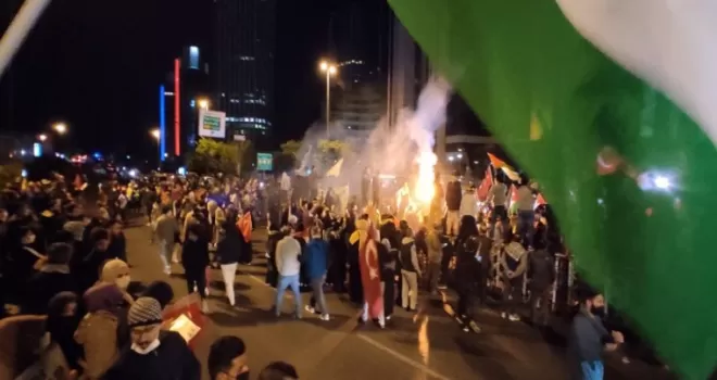 İsrail Konsolosluğu önünde Mescid-i Aksa protestosu
