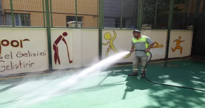 İstanbul Bakırköy’de okullar yeni döneme hazır