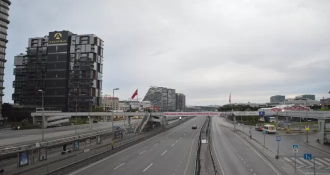 İstanbul bayramın ikinci gününde de sessizliğini koruyor
