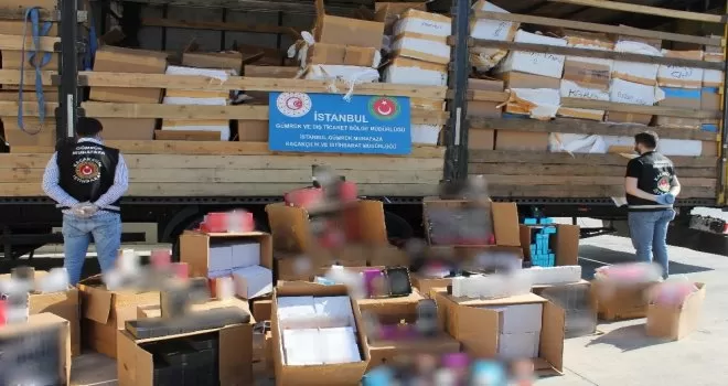 İstanbul’da 10 milyon lira değerinde kaçak parfüm ele geçirildi
