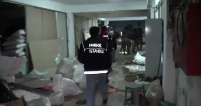 İstanbul’da 295 kilo uyuşturucu ele geçirildi

