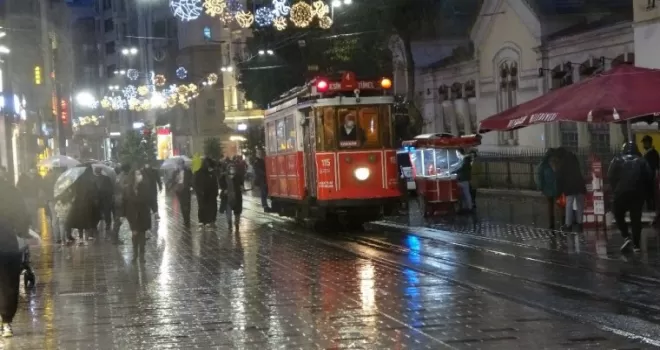 İstanbul’da beklenen yağış başladı

