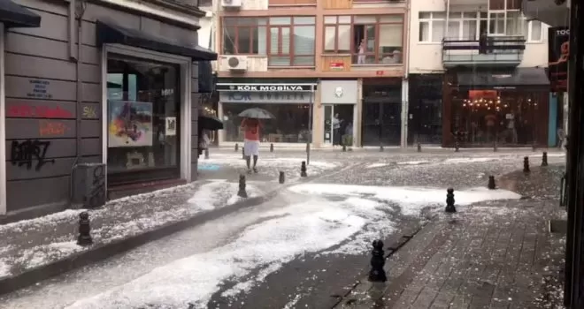 İstanbul’da dolu yağışı
