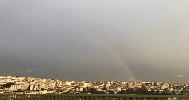 İstanbul’da gökkuşağı sürprizi
