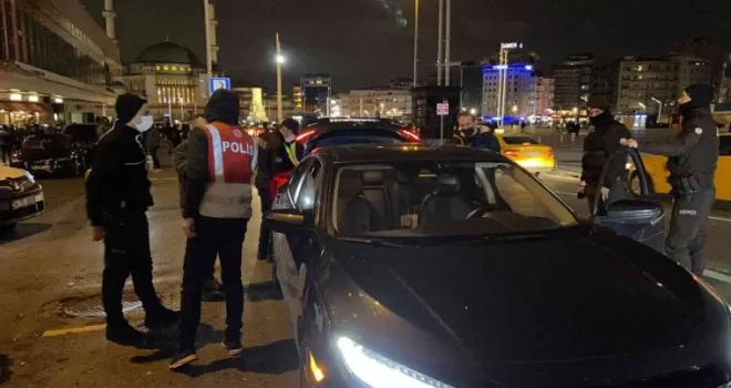 İstanbul’da helikopter destekli ’Yeditepe Huzur’ uygulaması

