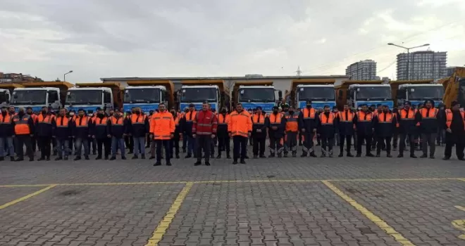 İstanbul’da "kışla mücadele araçları" görev başında
