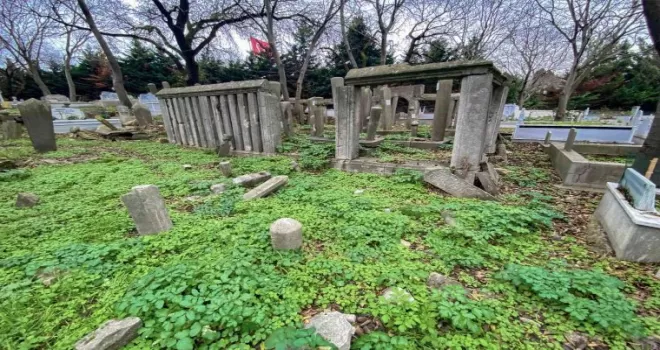 İstanbul’da Osmanlı mezarları yok olma tehlikesinde
