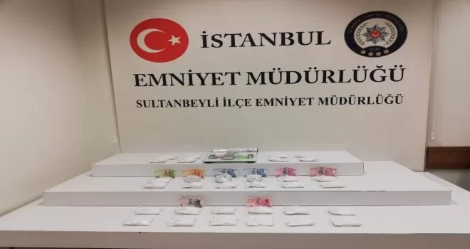İstanbul’da piyasa değeri 1.5 milyon lira olan kokain ele geçirildi
