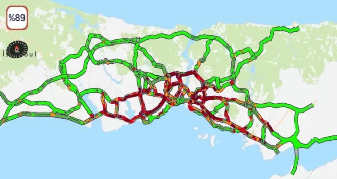 İstanbul’da rekor seviyesinde trafik yoğunluğu, yüzde 89’a ulaştı
