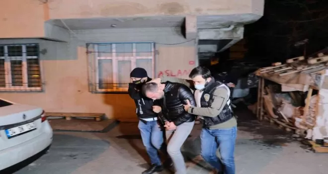 İstanbul’da uyuşturucu tacirlerine yönelik eş zamanlı operasyon
