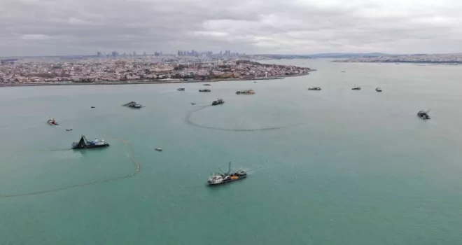 İstanbul’daki balıkçıların kış mesaisi
