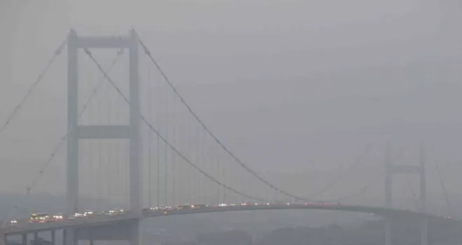 İstanbul güne sis ile uyandı
