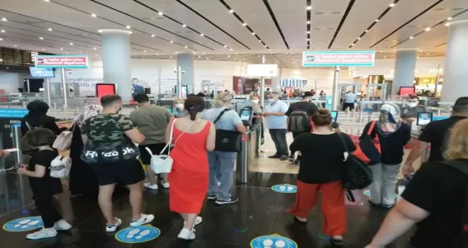 İstanbul Havalimanı’nda Kurban Bayramı yoğunluğu
