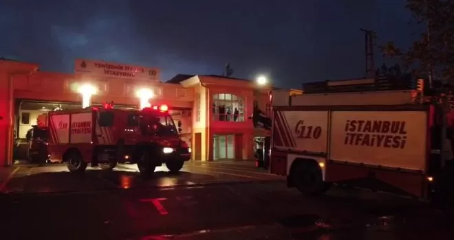 İstanbul İtfaiyesi İzmir’e doğru yola çıktı

