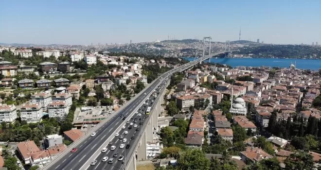 İstanbul trafiğinde bayram yoğunluğu
